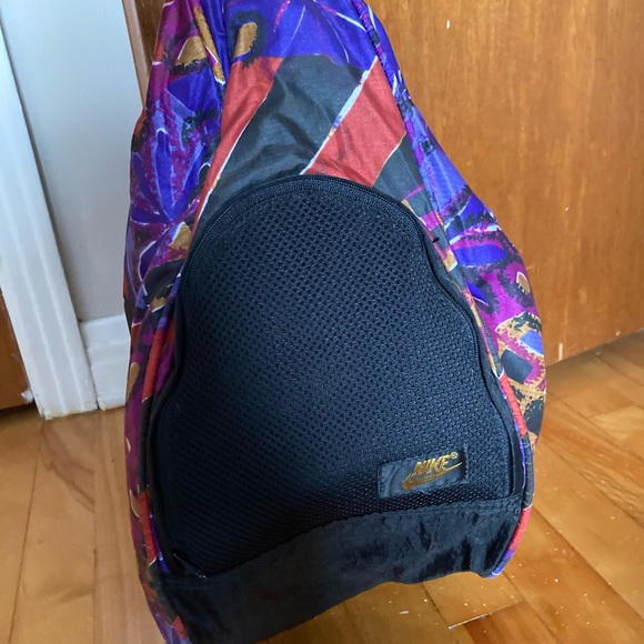 Vintage Nike gym bag - Picture 2 of 5